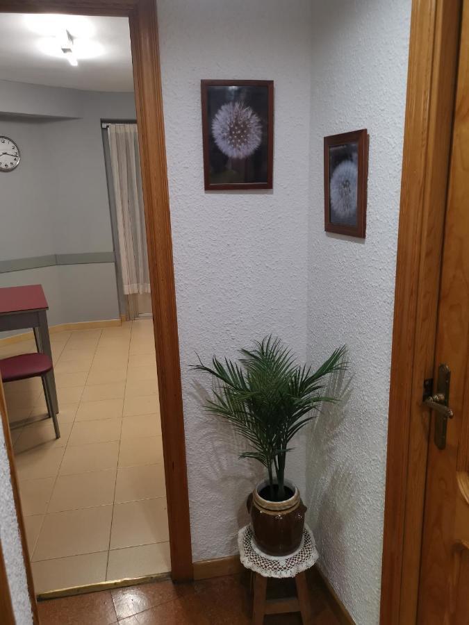 Comoda Vivienda En 韦斯卡 外观 照片